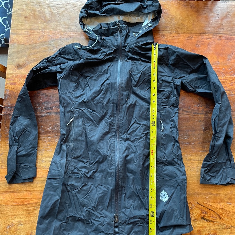 Stio Women’s Raincoat